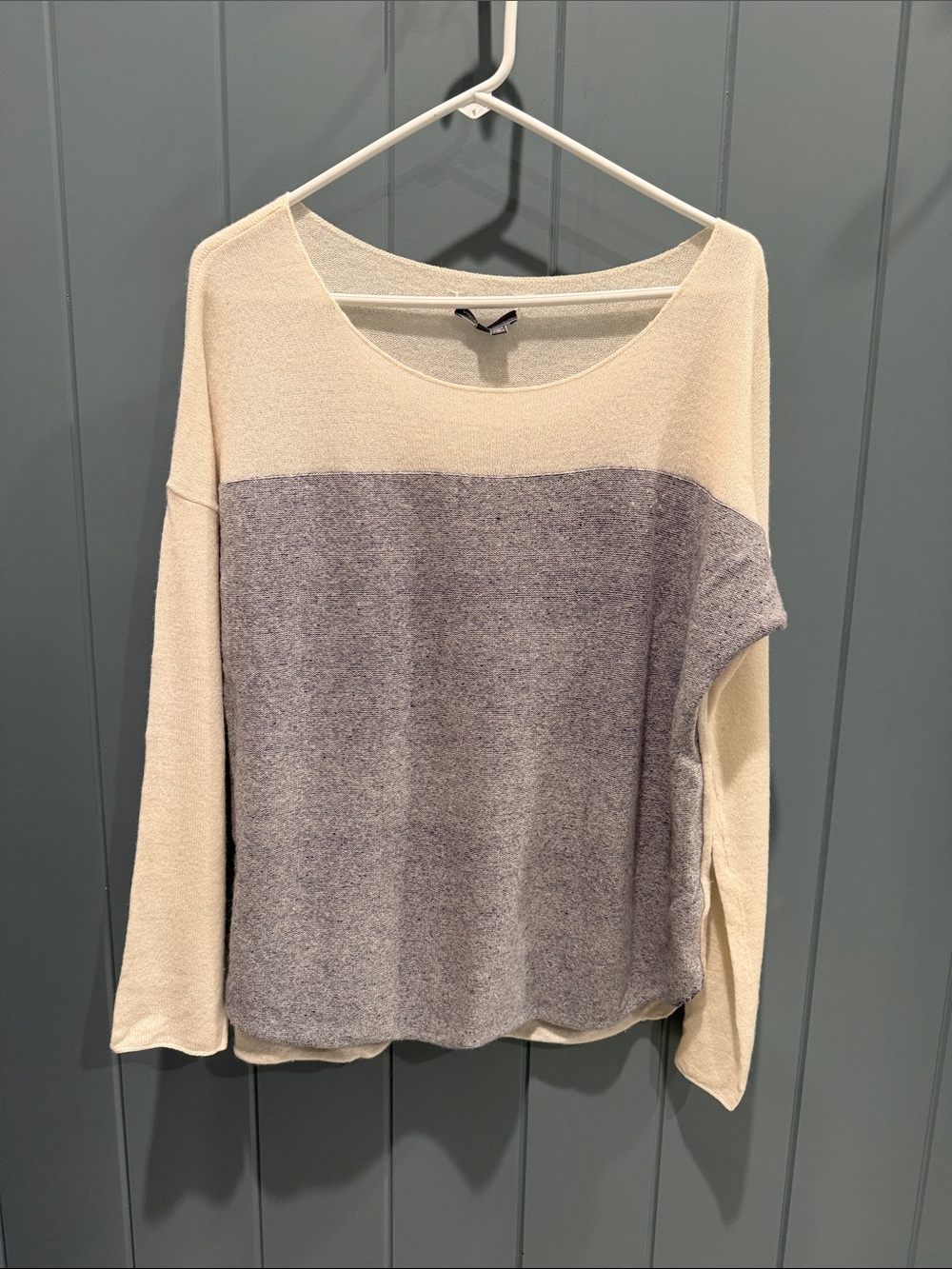 Vince Cashmere Cream and Light Blue Colorblock Long Sleeve Women's Top